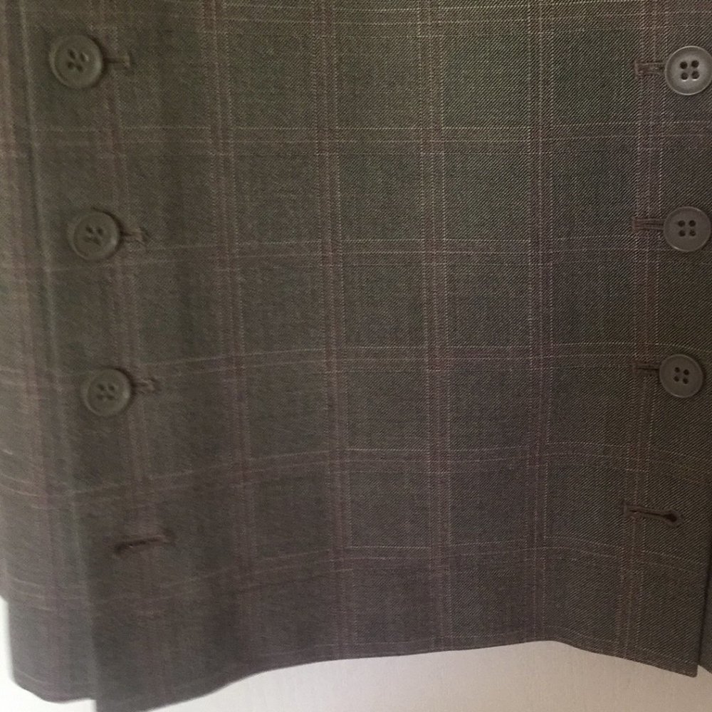 skirt - Picture 2 of 3